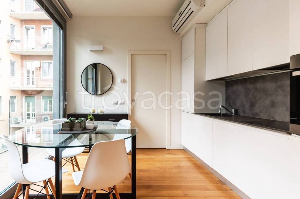 appartamento in affitto a Milano