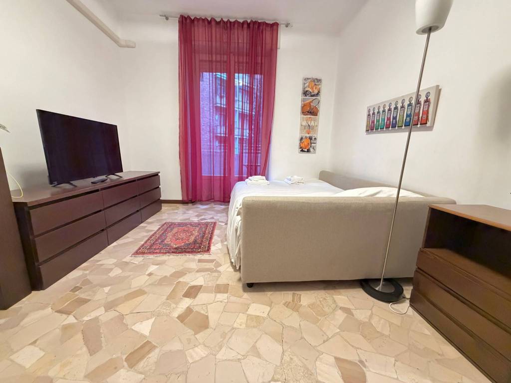 appartamento in affitto a Milano in zona Piazzale Lodi