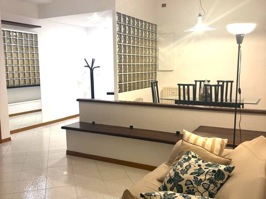 appartamento in affitto a Milano in zona Solari