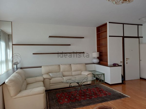 appartamento in affitto a Milano in zona Piazzale Lodi