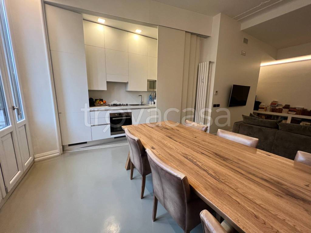 appartamento in affitto a Milano in zona Solari