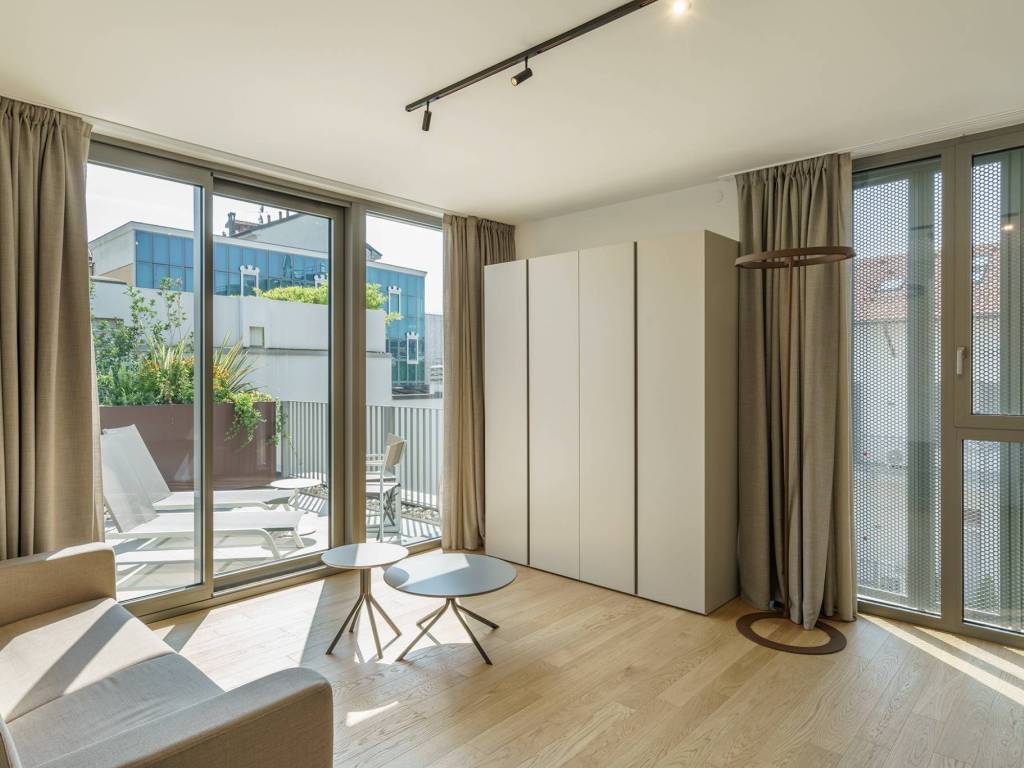 appartamento in affitto a Milano in zona Famagosta