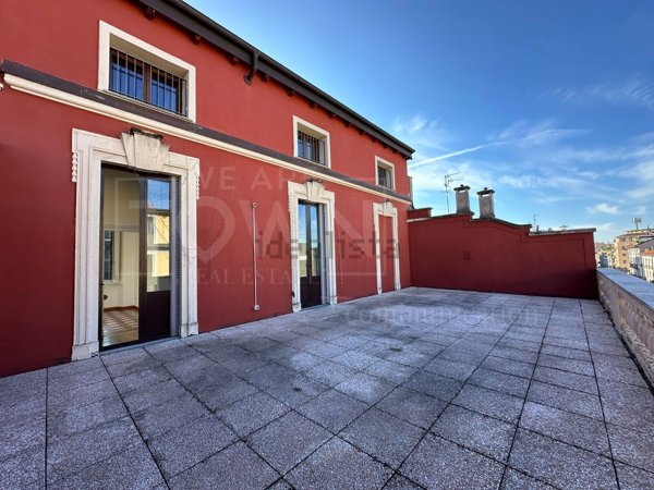 appartamento in affitto a Milano in zona Cinque Giornate