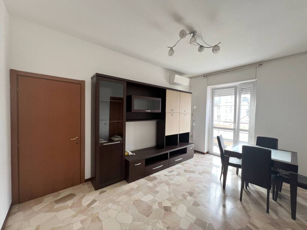 appartamento in affitto a Milano in zona Affori