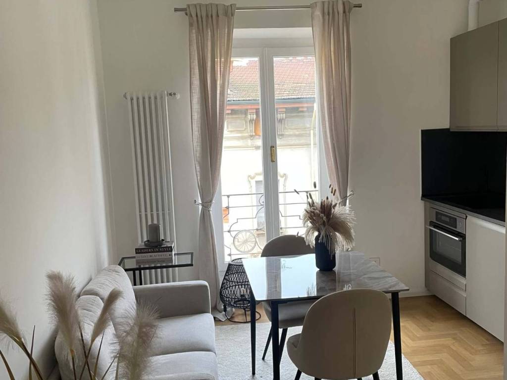 appartamento in affitto a Milano in zona Porta Nuova