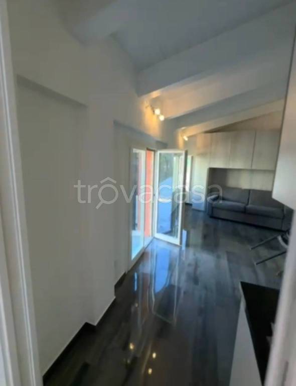 casa indipendente in affitto a Milano in zona Baggio