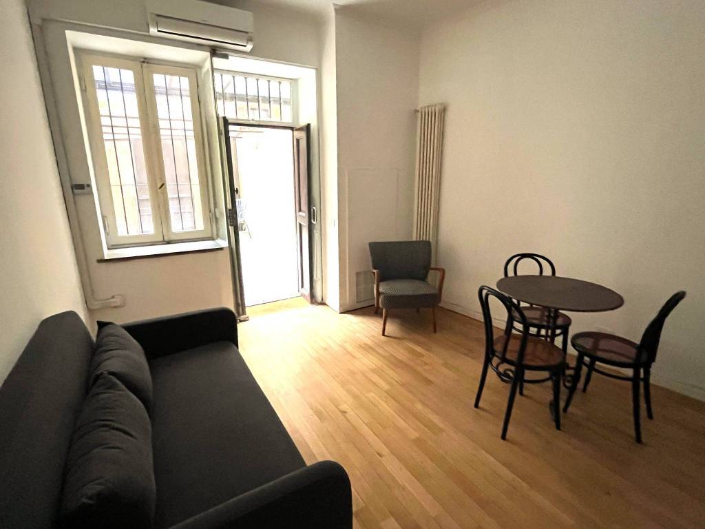 appartamento in affitto a Milano in zona Porta Nuova