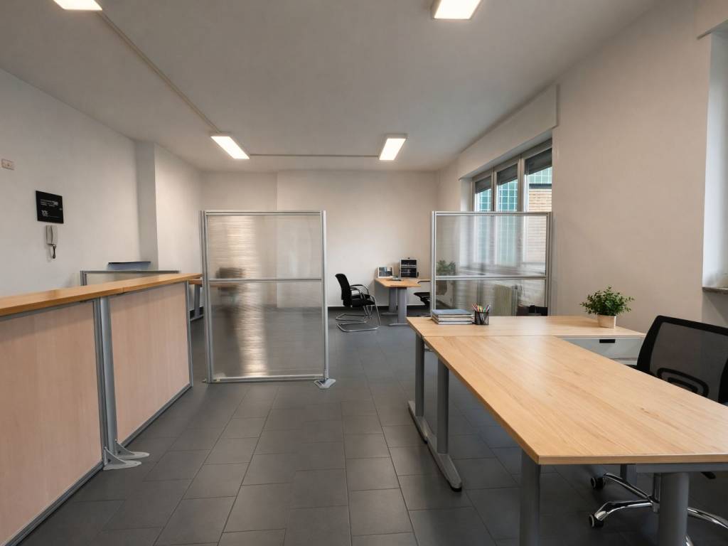 ufficio in affitto a Milano in zona Precotto