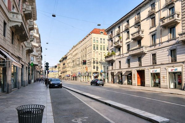 locale commerciale in affitto a Milano