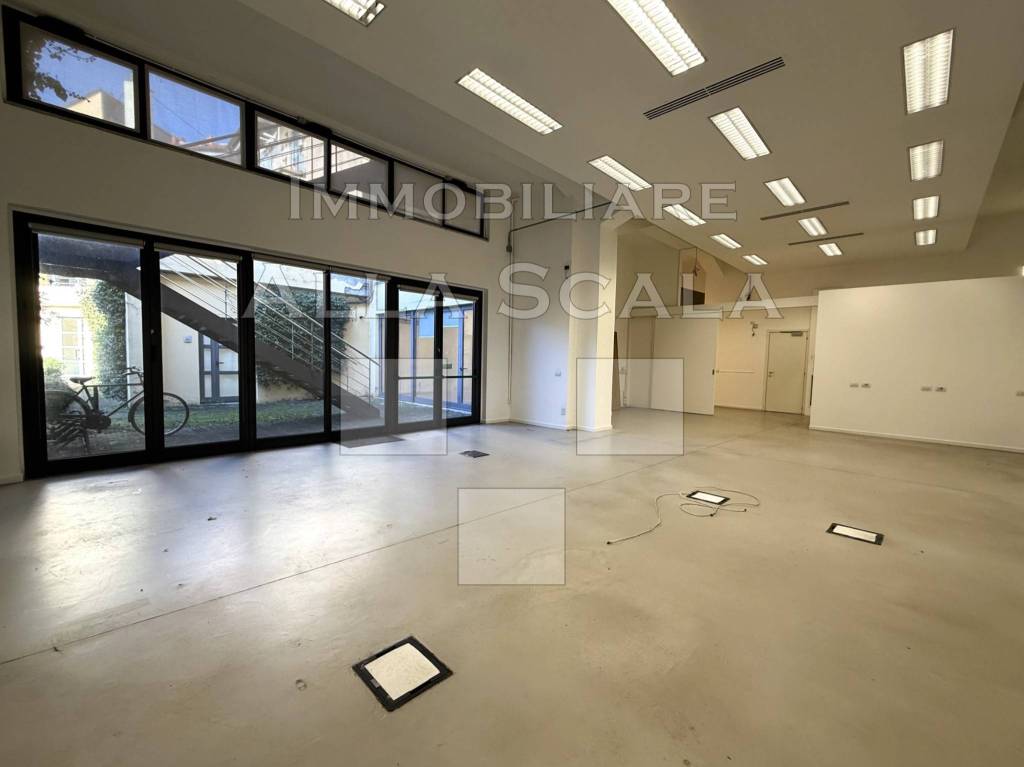 ufficio in affitto a Milano in zona Barona