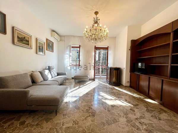 appartamento in affitto a Milano in zona Cinque Giornate