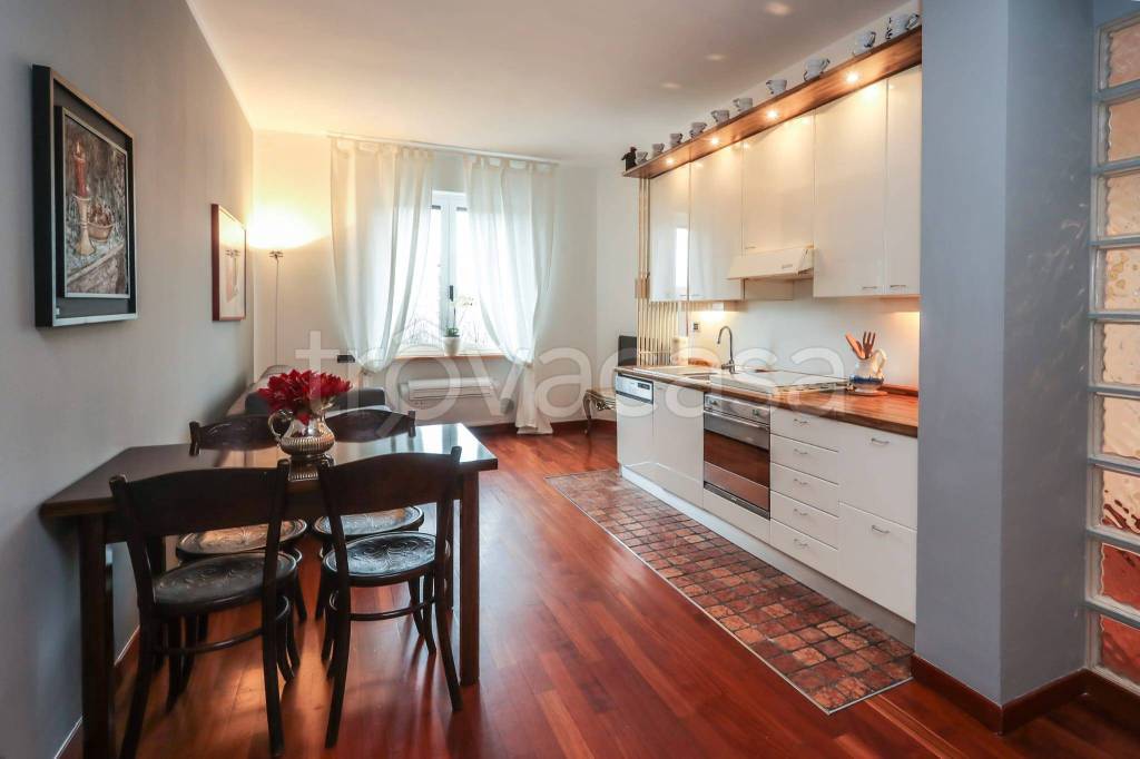 appartamento in affitto a Milano in zona Isola
