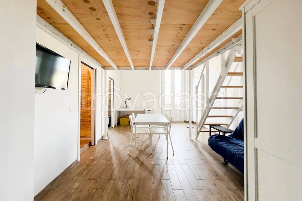 appartamento in affitto a Milano in zona Piazzale Lodi