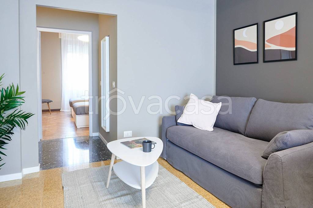 appartamento in affitto a Milano in zona Sempione