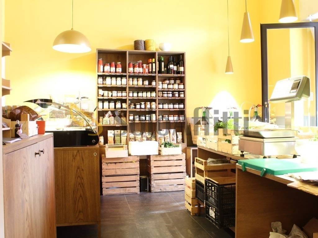 negozio in affitto a Milano in zona Porta Venezia