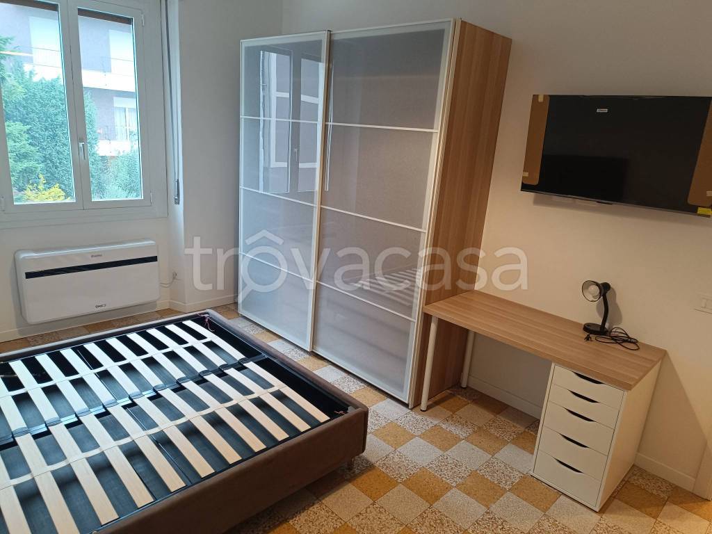 appartamento in affitto a Milano in zona Feltre