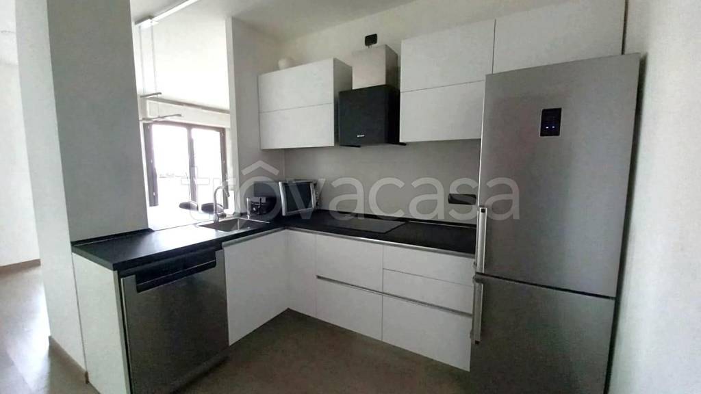 appartamento in affitto a Milano in zona Adriano