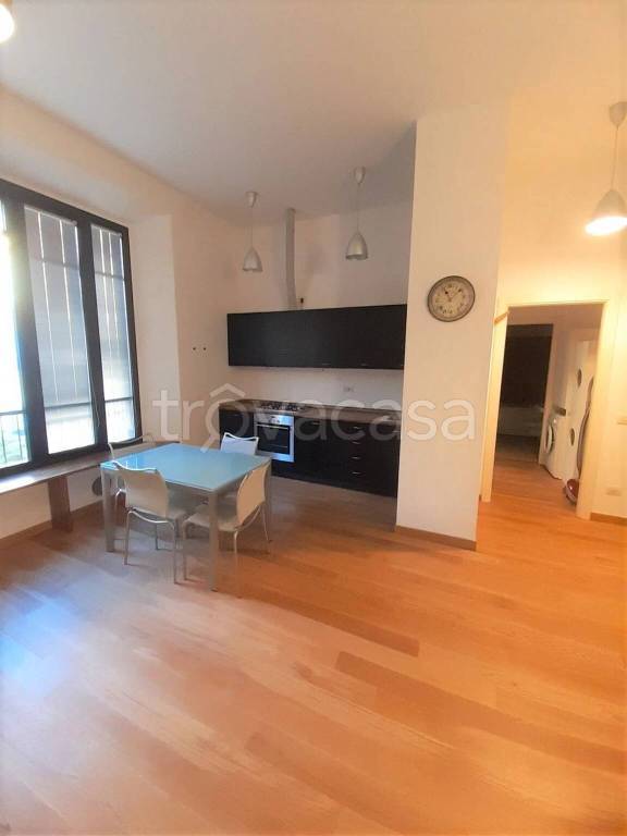 appartamento in affitto a Milano in zona Porta Genova