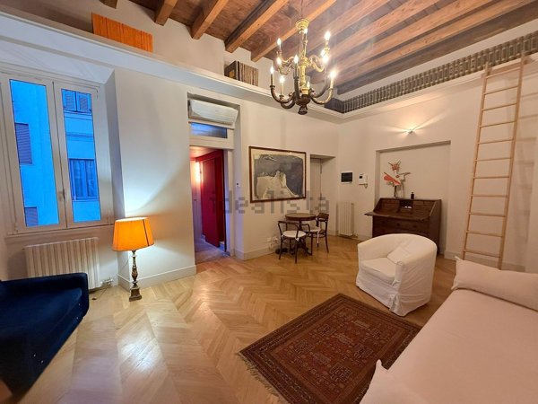 appartamento in affitto a Milano in zona Porta Garibaldi