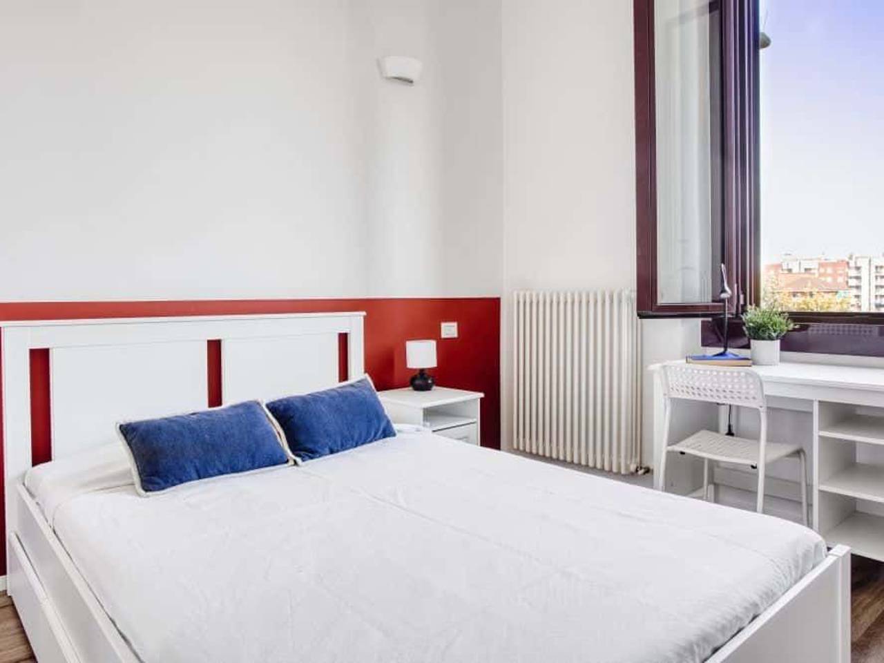 negozio in affitto a Milano in zona Morivione