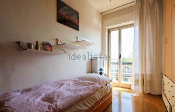 negozio in affitto a Milano in zona Famagosta