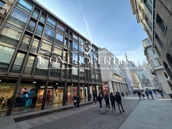 negozio in affitto a Milano