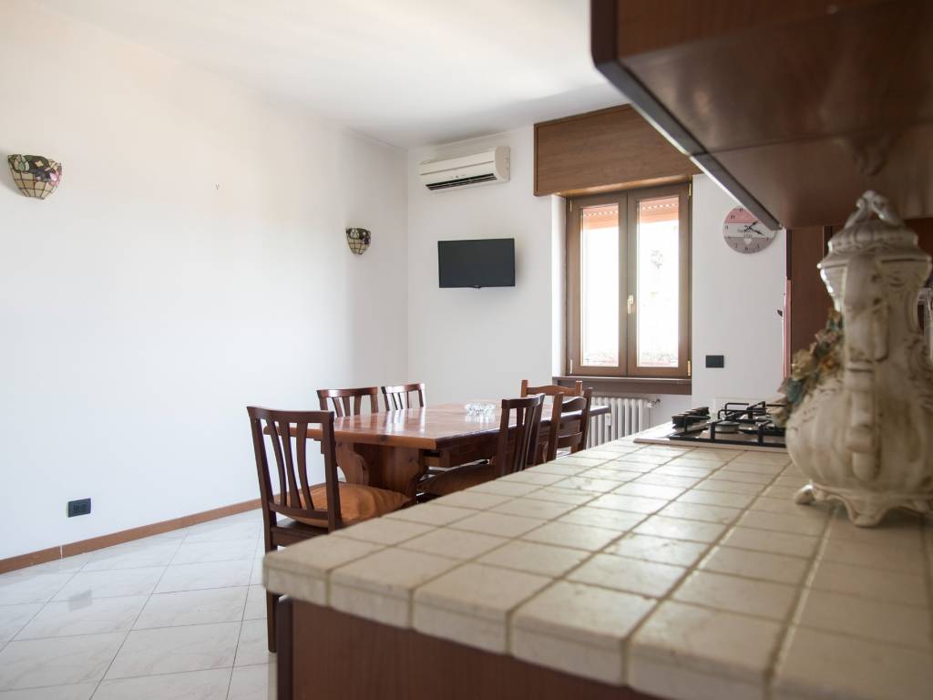 appartamento in affitto a Milano in zona Rottole