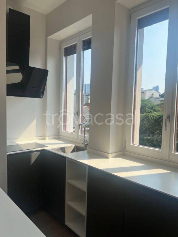 appartamento in affitto a Milano in zona Porta Tenaglia