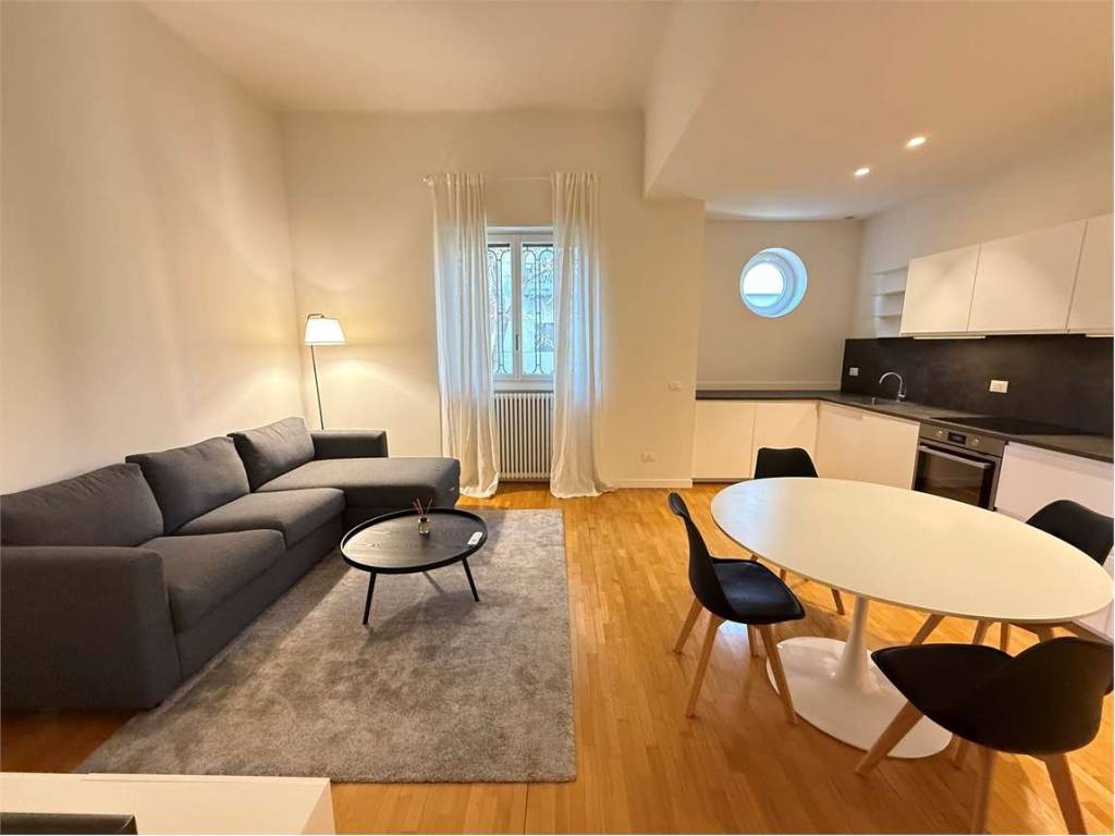 appartamento in affitto a Milano in zona Isola