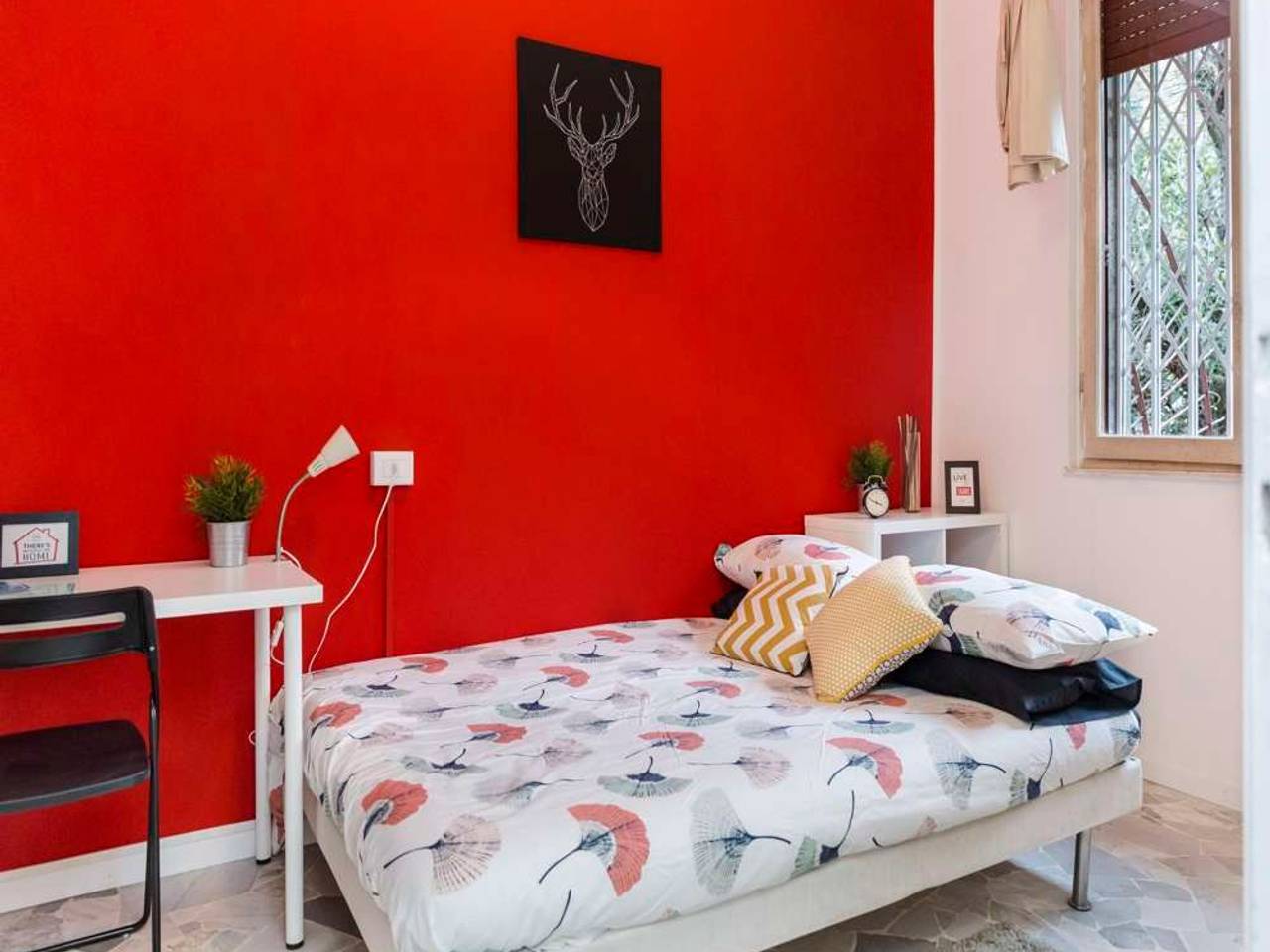 negozio in affitto a Milano in zona Lorenteggio