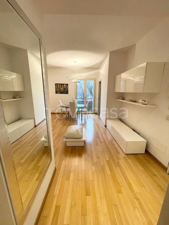 appartamento in affitto a Milano in zona XXII Marzo