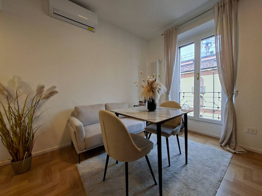 appartamento in affitto a Milano in zona Porta Nuova