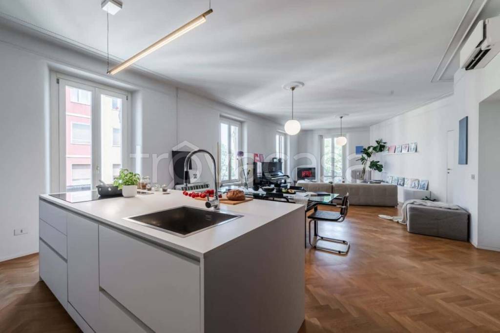 appartamento in affitto a Milano in zona Isola