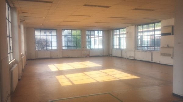 locale di sgombero in affitto a Milano in zona Greco