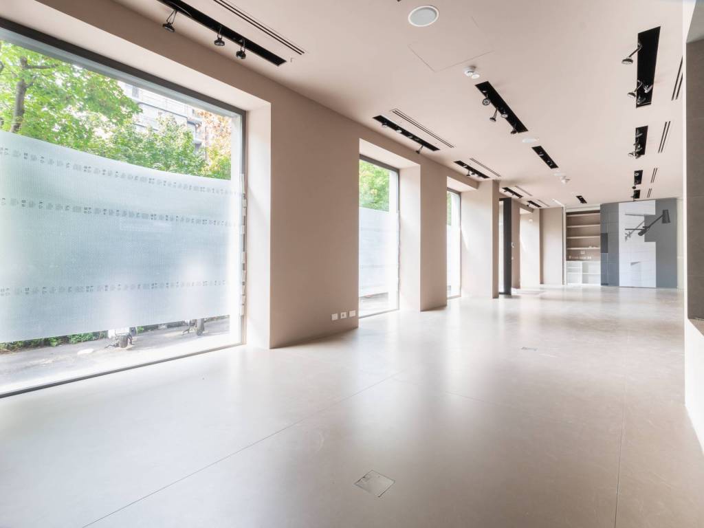 negozio in affitto a Milano in zona Porta Romana