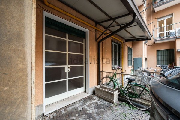 locale commerciale in affitto a Milano