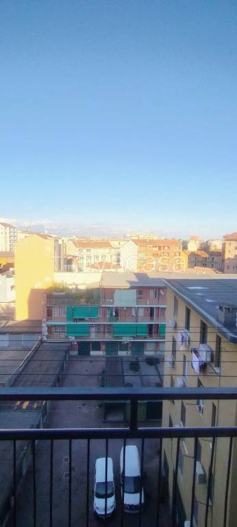appartamento in affitto a Milano in zona Famagosta