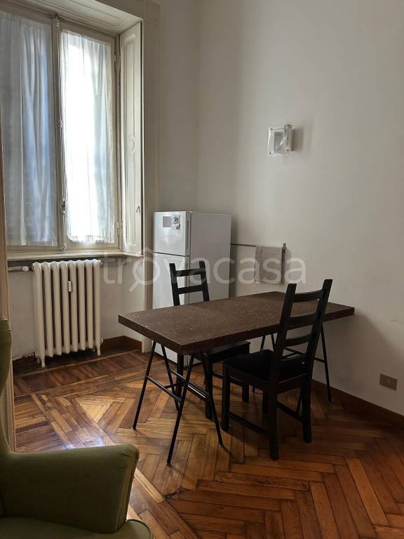 appartamento in affitto a Milano in zona Guastalla