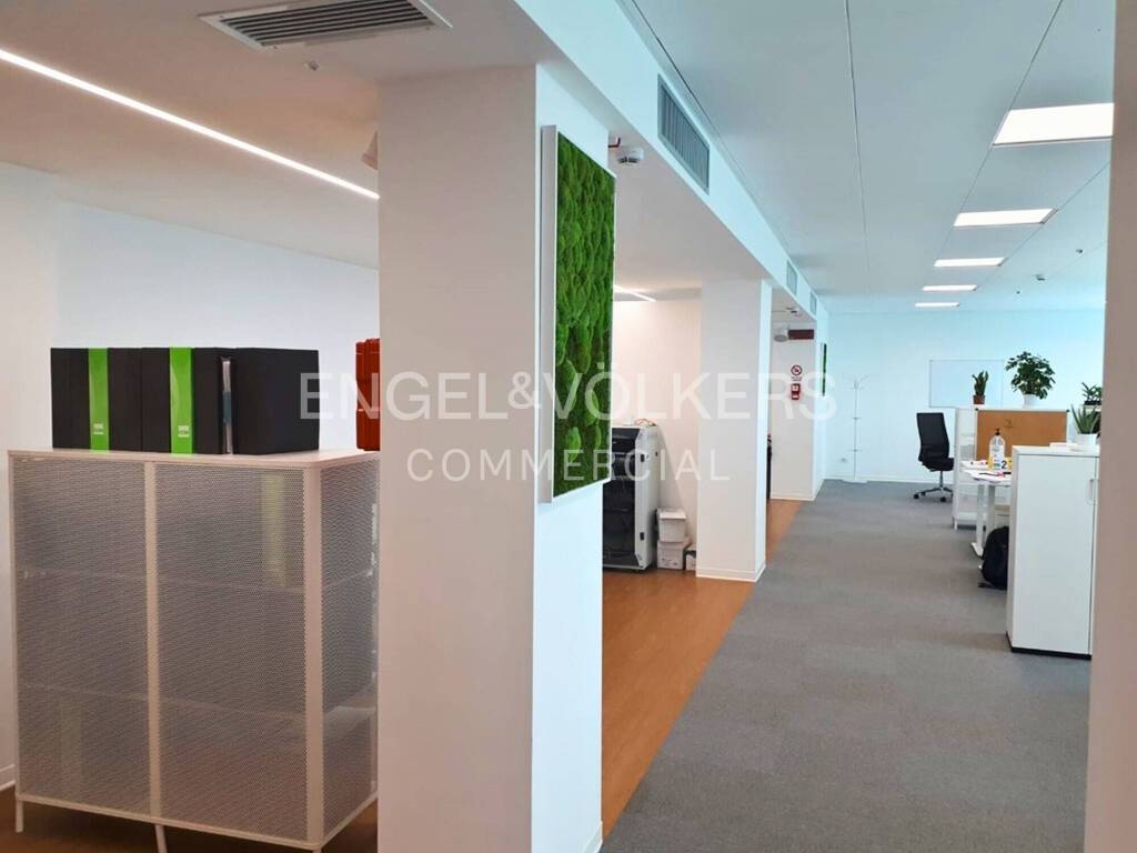 ufficio in affitto a Milano in zona Centro Direzionale