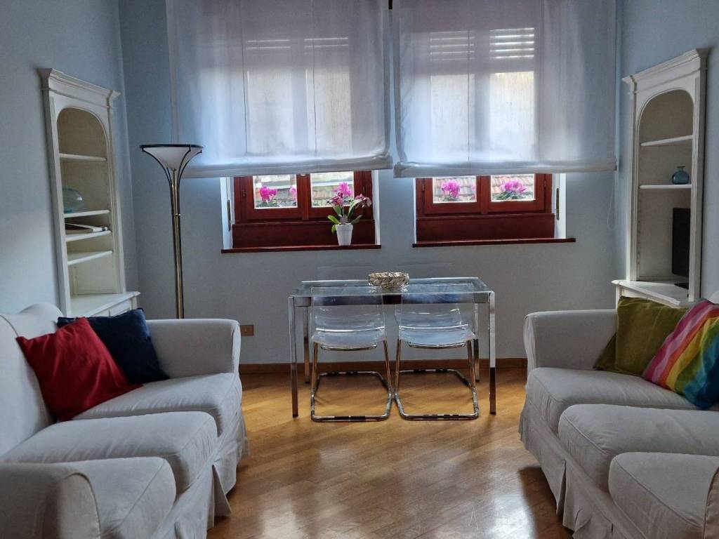 appartamento in affitto a Milano in zona Porta Nuova