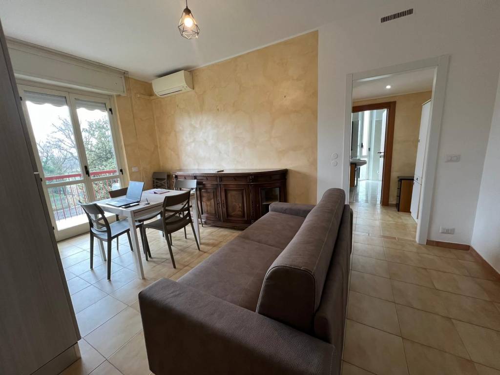 appartamento in affitto a Milano in zona Baggio