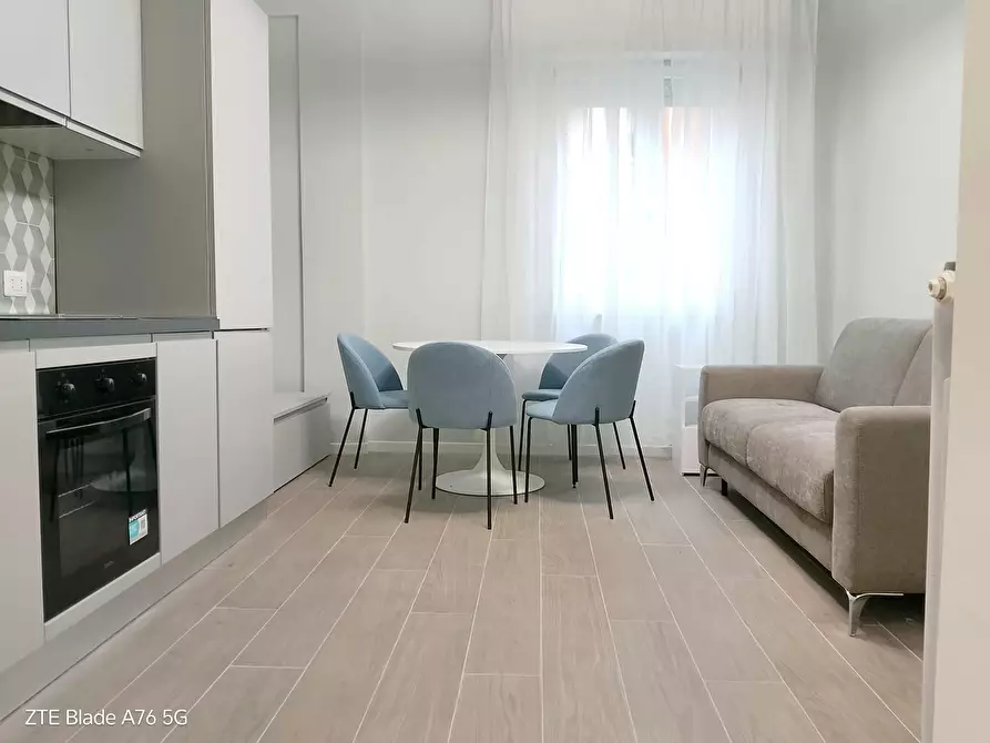 appartamento in affitto a Milano in zona Lorenteggio