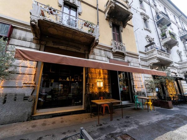 negozio in affitto a Milano in zona Centro Direzionale