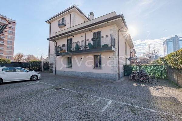 appartamento in affitto a Milano in zona Vigentino