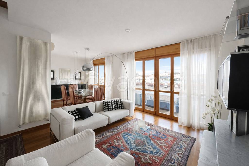 appartamento in affitto a Milano in zona Solari