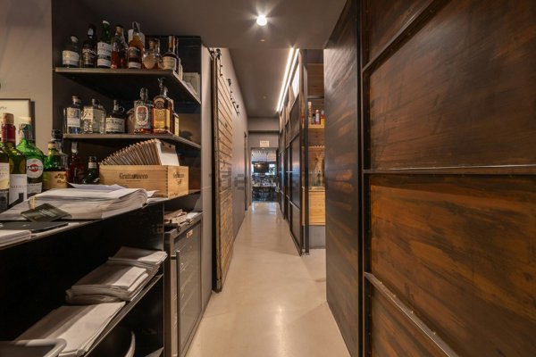 negozio in affitto a Milano in zona Porta Venezia