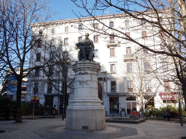 negozio in affitto a Milano in zona Porta Nuova