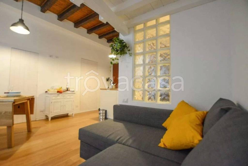 appartamento in affitto a Milano in zona Bocconi