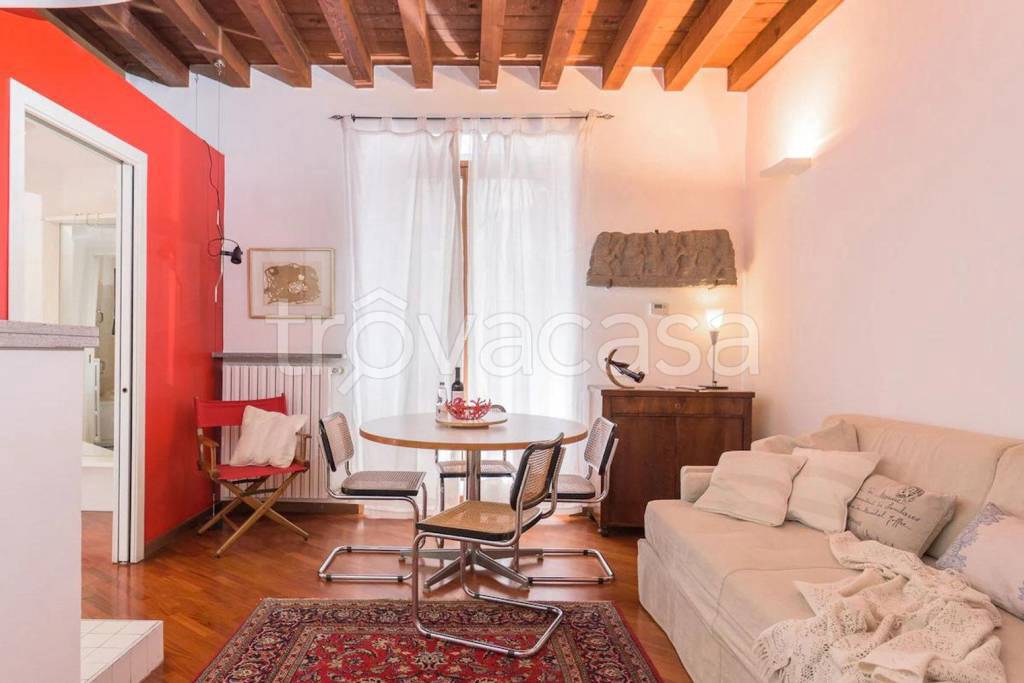 appartamento in affitto a Milano in zona Sempione