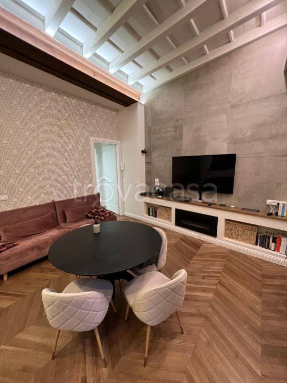 appartamento in affitto a Milano in zona Cadorna